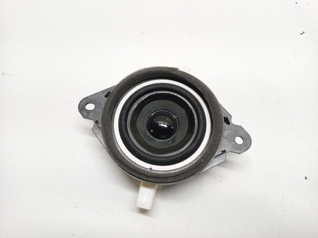 фото №2, Динамік двері mazda mazda 3 iii bm bose