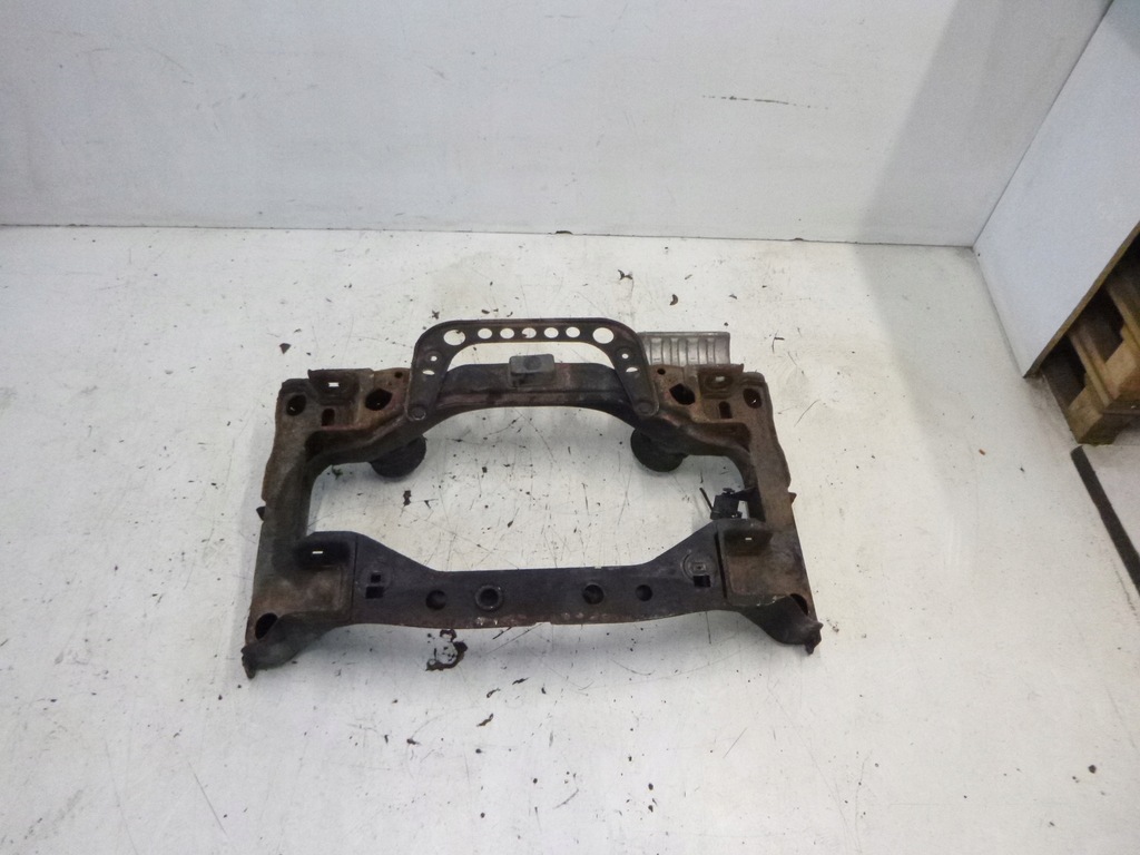 фото №5, Подрамник подрамник балка передние mb w210 2.2cdi 02r.