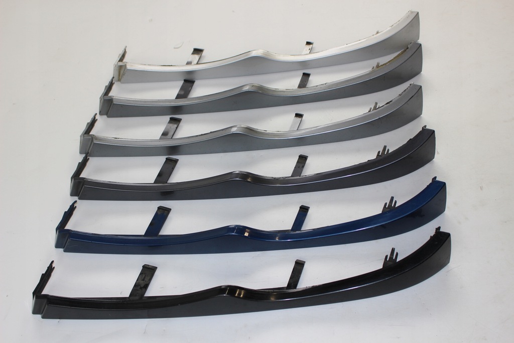 фото №1, Молдинг pod фара левая bmw e46 7030553