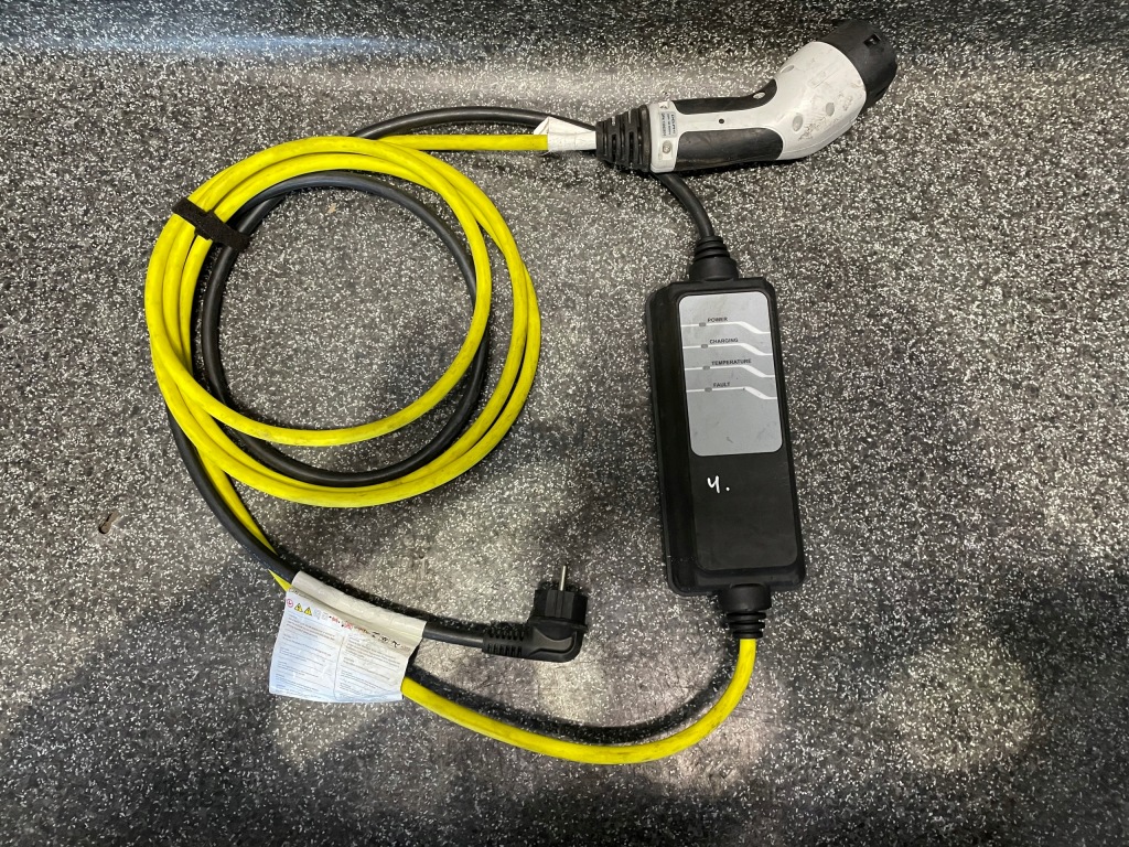 Купить Кабель шланг зарядки bmw i3 i3 6818619