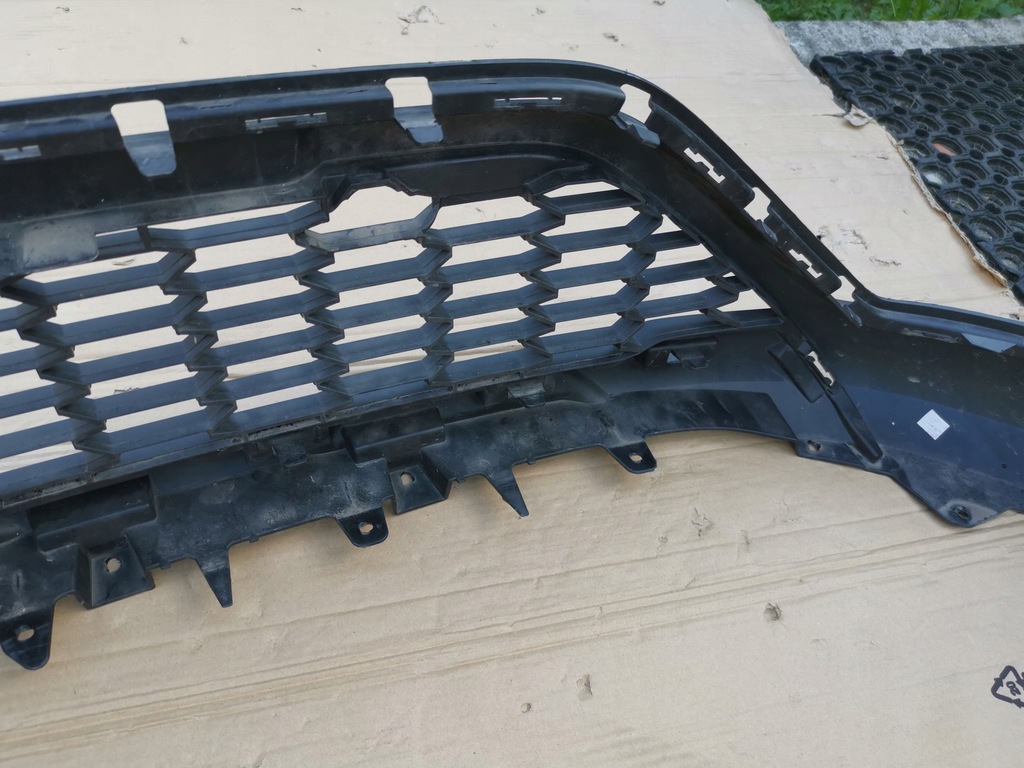 фото №14, Dacia sandero iii stepway решётка бампера средняя накладка бампера перед