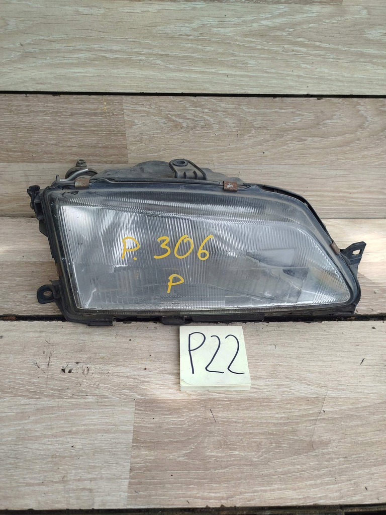 фото №1, Лампа передня права фара peugeot 306