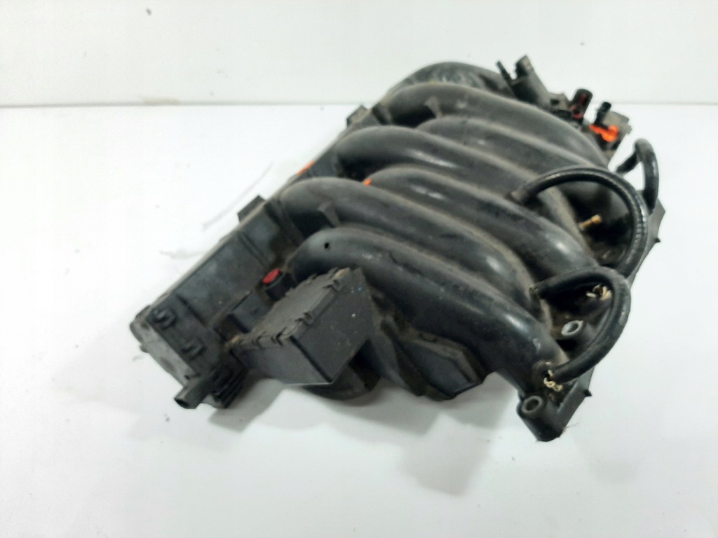 Land rover freelander 2.5 v6 4x4 01r колектор впускний 2900303759 Оригінал