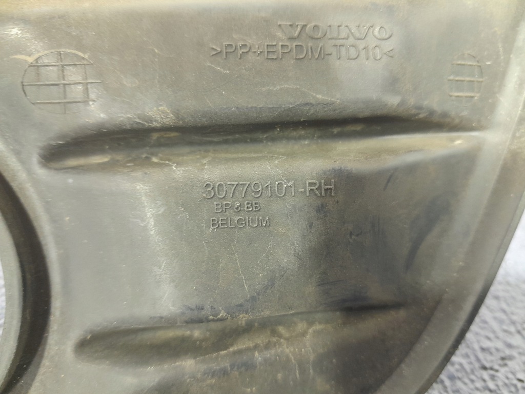 фото №8, Volvo v50 s40 ii lift решётки бампера перед комплект 30744911