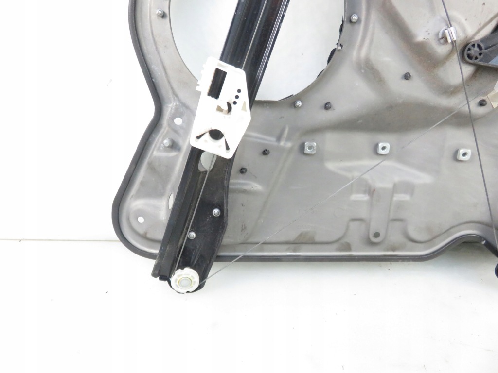 фото №9, Подъемник стекло левый передний skoda octavia ii 1t0959701h 1k0959793j