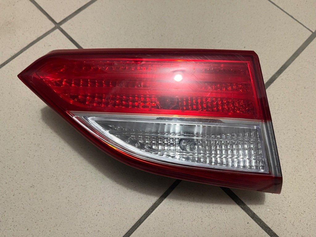 фото №1, Hyundai i30 i-30 kombi лампа задняя задняя левая w крышка