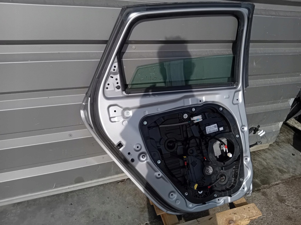 фото №6, Дверь левая задняя hb hyundai i30 iii lift r2t