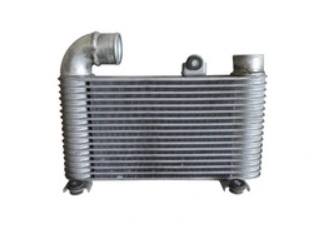 фото №1, Toyota hi-ace 2006- радіатор інтеркулер 2.5 d-4d