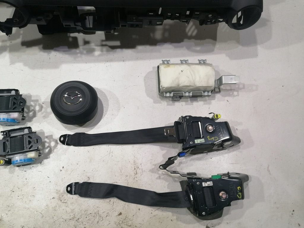 фото №6, Mazda cx3 lift приборная панель консоль подушка безопасности подушки безопасности ремни оригинал демонтаж