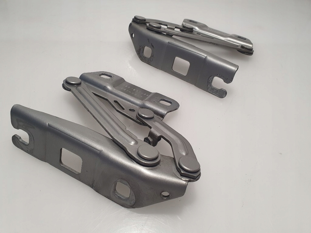 фото №4, Mercedes r-klasa w251 петлі капот c723 комплект