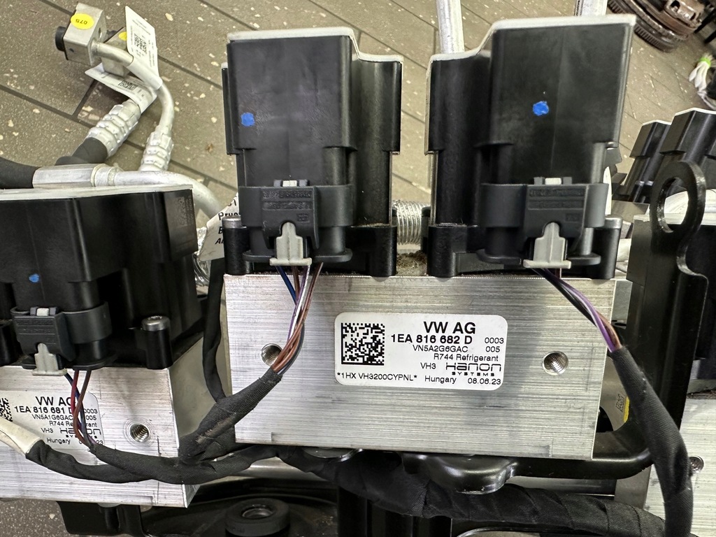 фото №10, Модуль клапанів кондиціонера дроти осушувач cupra born комплект