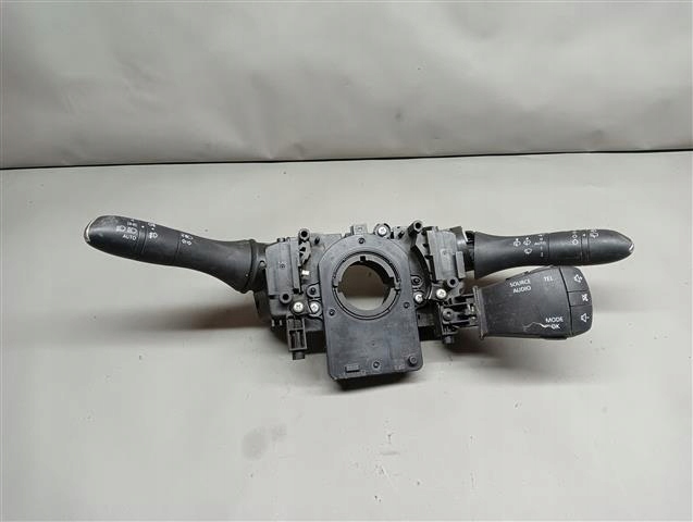 фото №1, M6 переключатель комбинированный kadjar 255678341r