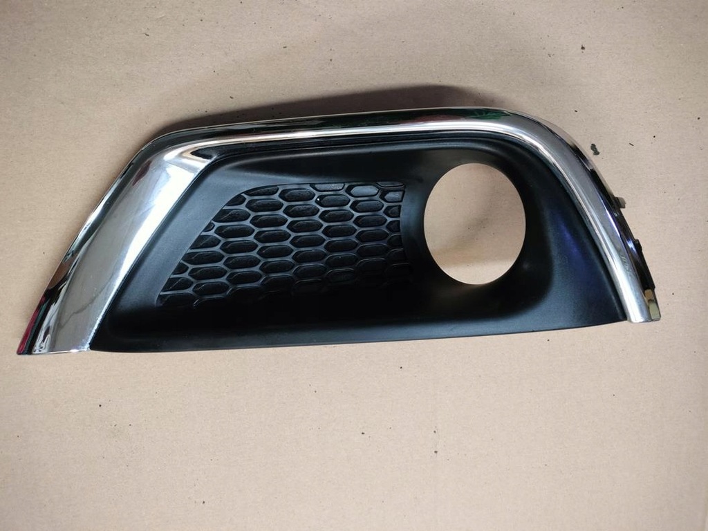 фото №1, Jeep compass 17- рамка решітка протитуманної фари ліва оригінальний номер