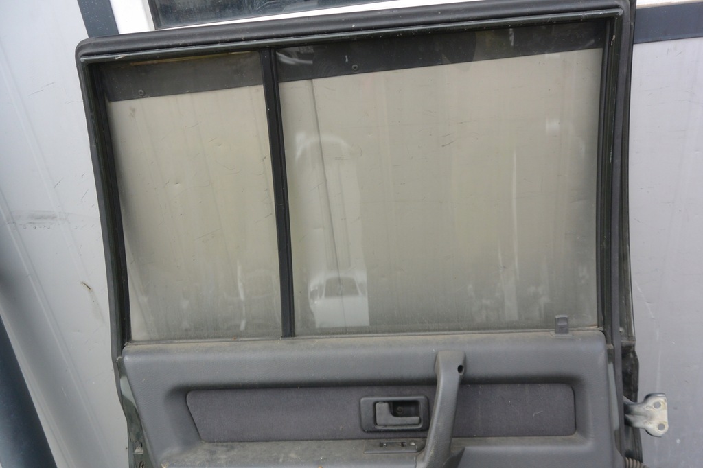 фото №15, Двері ліва задня opel monterey isuzu trooper