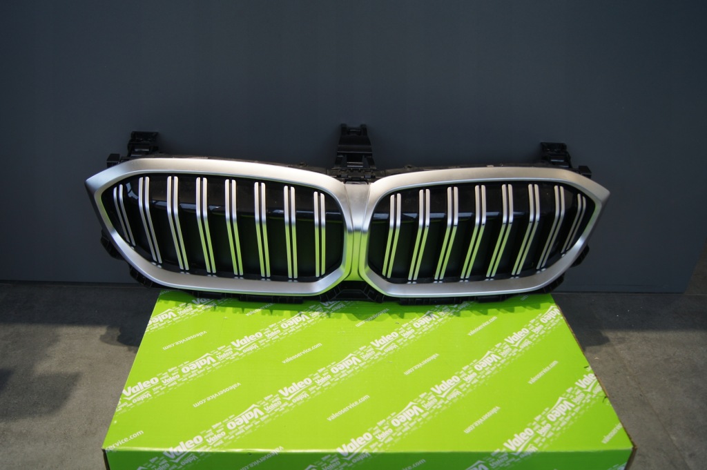 фото №1, Решітка радіатора bmw 3 g20 g21 жалюзі шторка 2018+