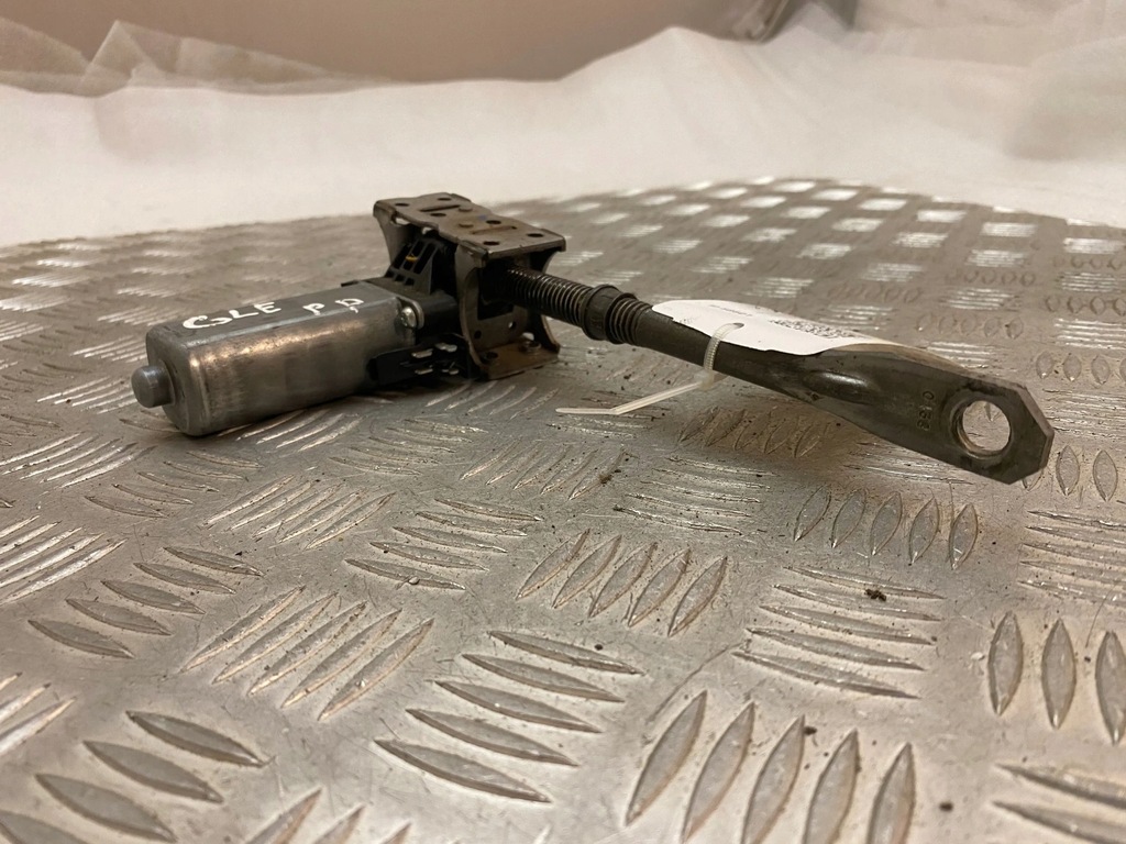 фото №8, Mercedes-benz gle amg w166 - c292 моторчик регулювання сидіння