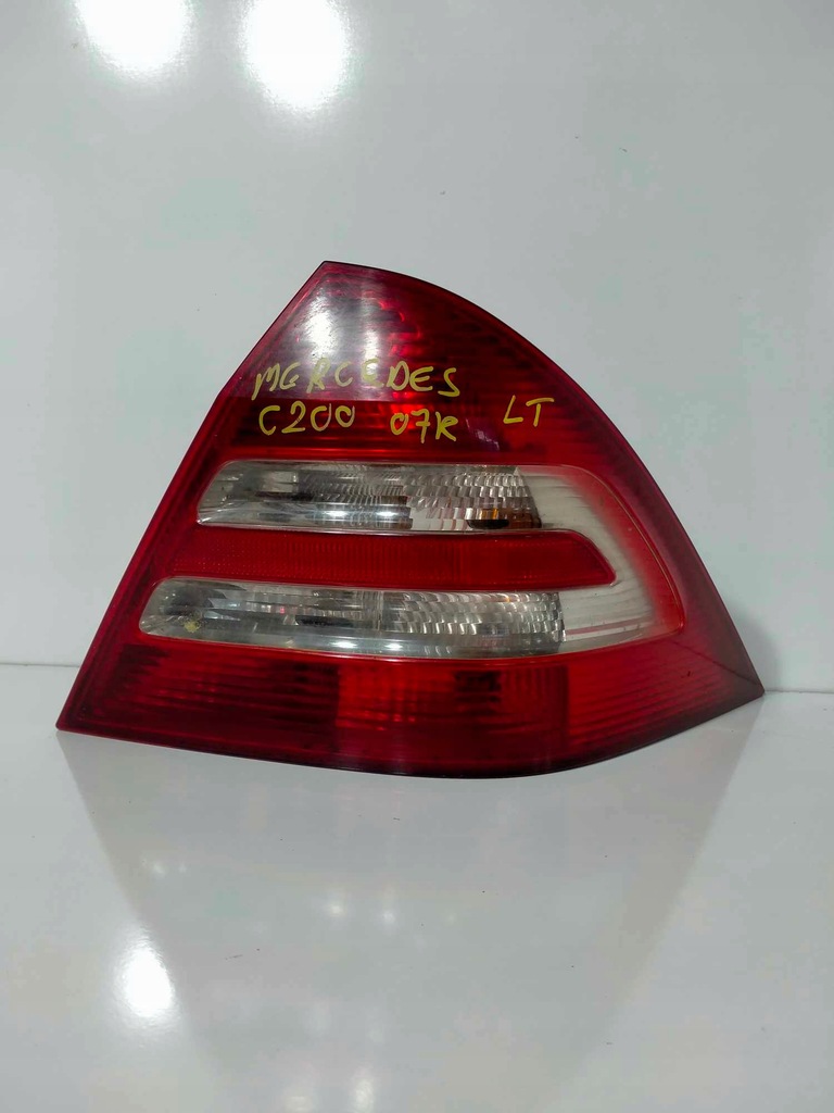 фото №1, Лампа правая задняя задняя mercedes c-klasa w203