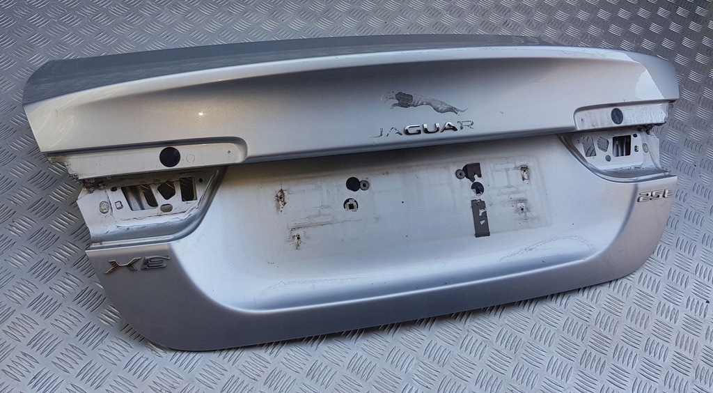 фото №8, Jaguar xe x760 крышка багажника задняя задняя серебристая men rhodium silver без оснащения ładna