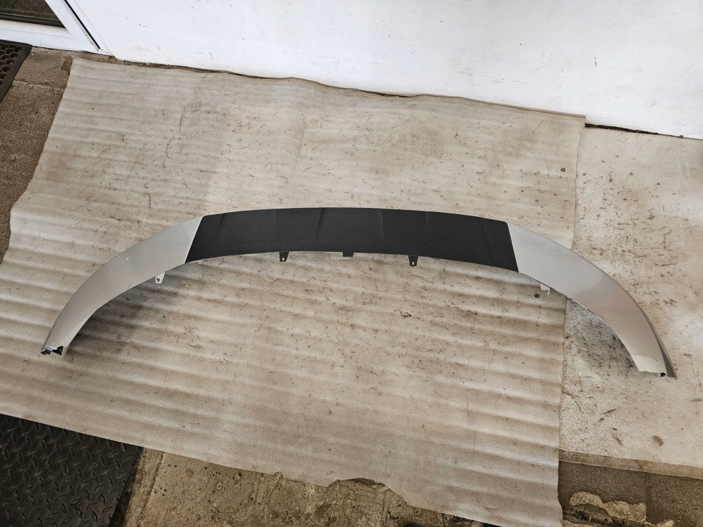 Audi q3 8u0 накладка спойлер бампер передний перед 8u0807061a Недорого