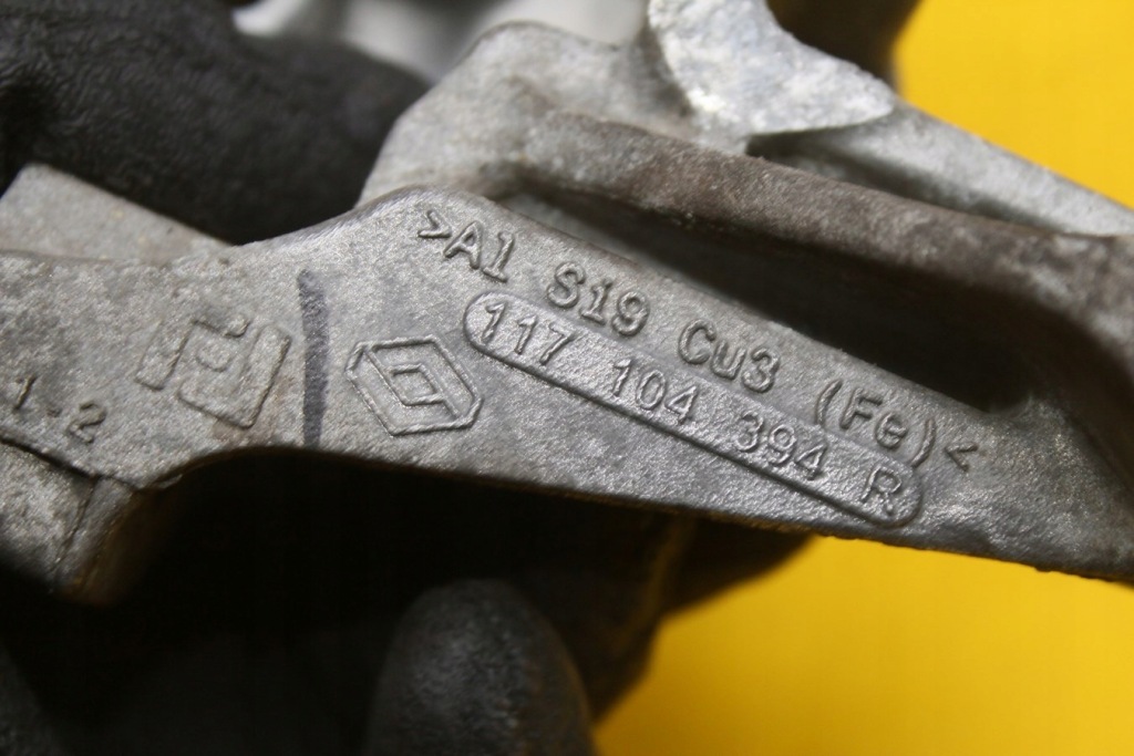 Кронштейн генератора clio iv 1.2 tce h5f 117104394r Недорого