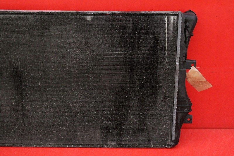 Радіатор води 1k0121253aa vw passat b6 1.9 tdi 105 km 05-10 Оригінал