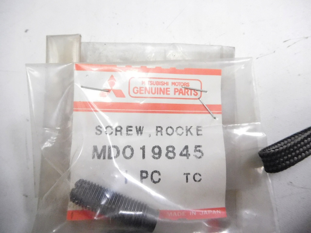 фото №7, Болт регулировочный mitsubishi pajero оригинальный номер md019845