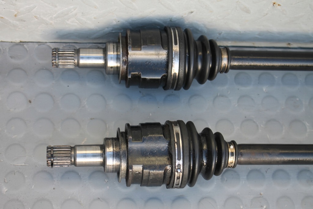 фото №4, Приводной вал задняя левая lub правая задняя toyota rav4 iv 2.2 d4d 12-18