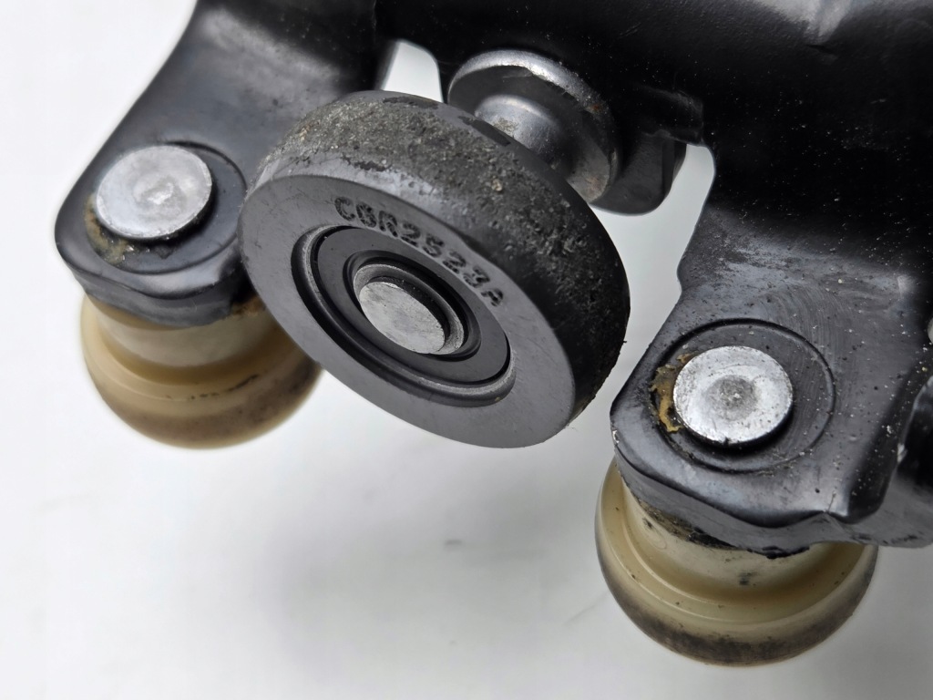 Proace city berlingo rifter ролик дверь раздвижных левых 9833303280 с Разборки