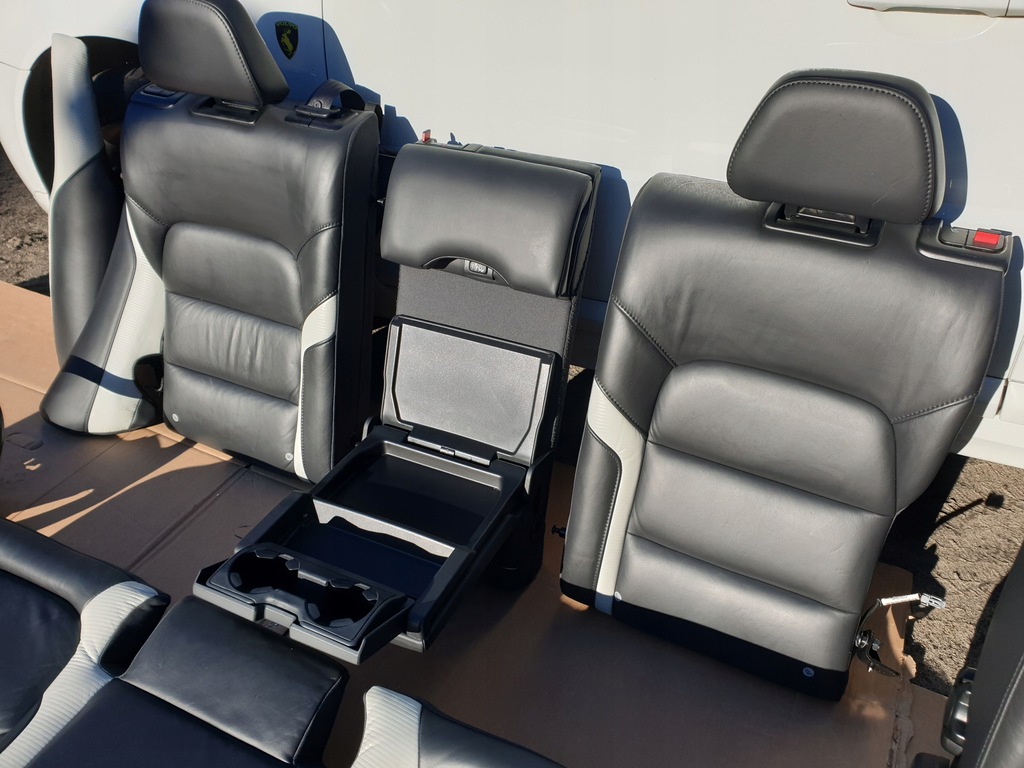 фото №13, Volvo v70 iii xc70 ii сидіння сидіння заднє сидіння повітропровід декори r-design