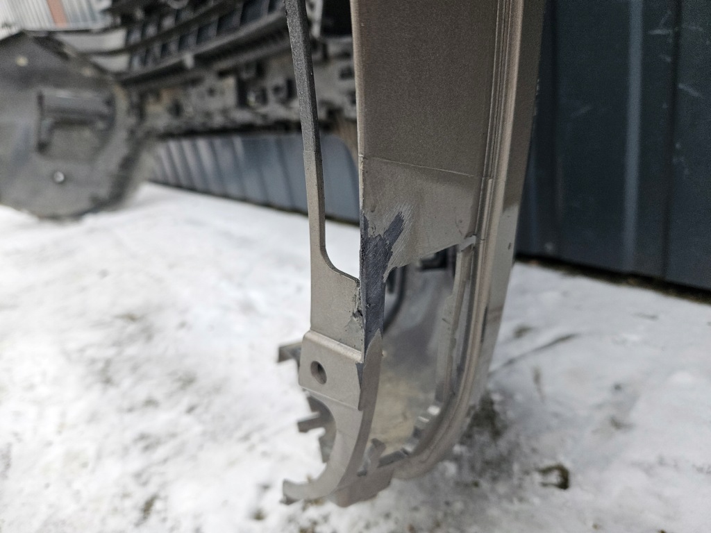 Бампер перед передний vw amarok 2 2022- полный хороший оригинал  + решётка радиатора Цена