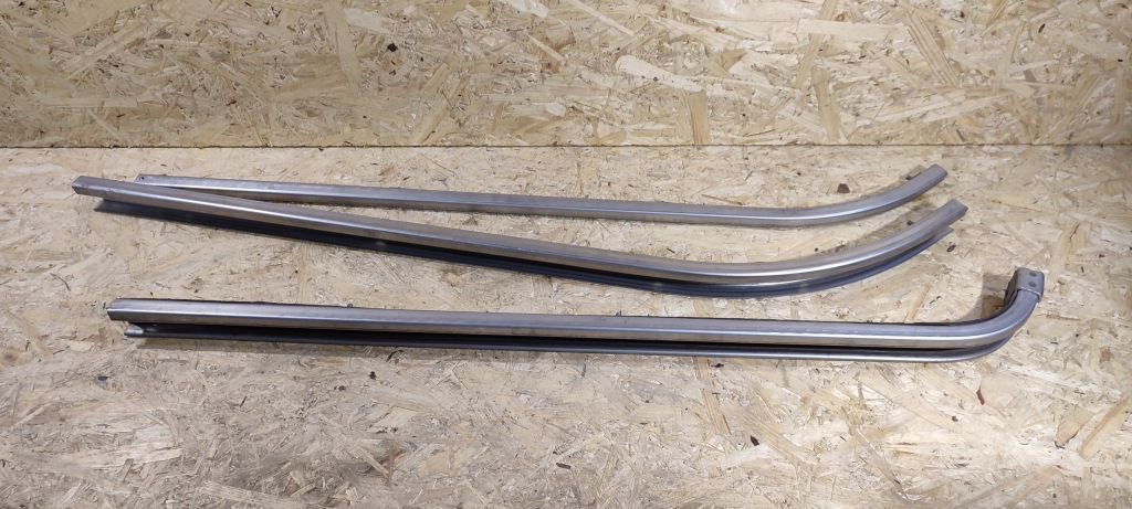 фото №1, Mercedes w639 рейки направляющая направляющая дверь правый задняя