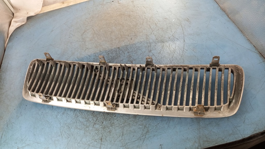 фото №2, Решётка радиатора volvo v70 ii 2.4d5 01r