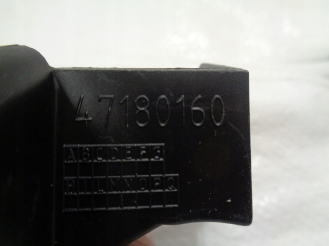 фото №13, Citroen c4 spacetourer кронштейн крепления лампы правой ремкомплекты