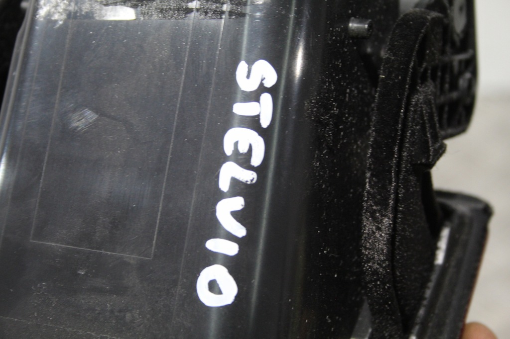 фото №2, Бардачок консоли stelvio