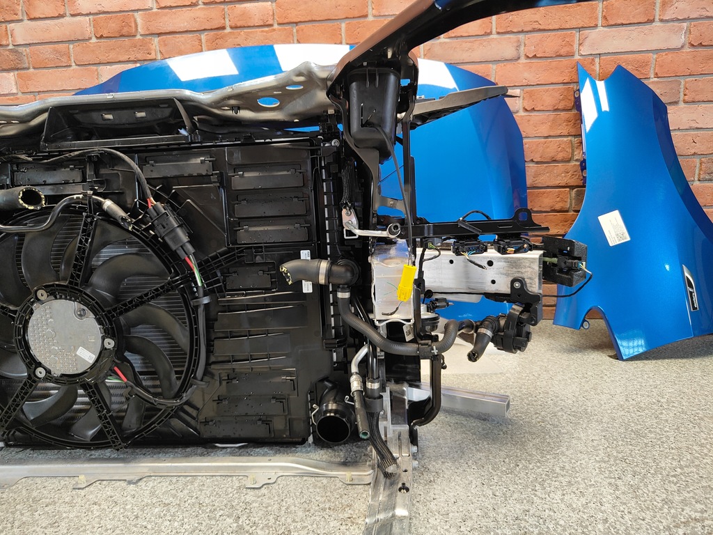 фото №16, Перед капот бампер лампа pas крыло bmw 2 u06 m набор c31 230e гибрид