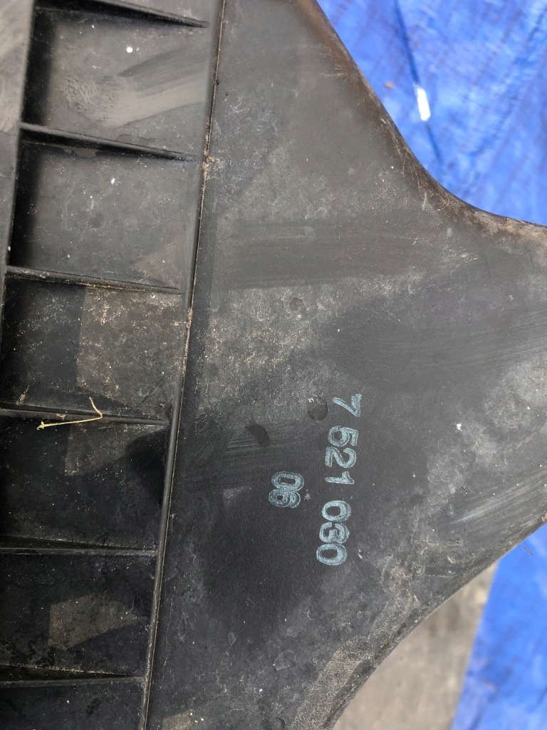 фото №5, Корпус фільтра повітря bmw e60 e61 n52 7521030