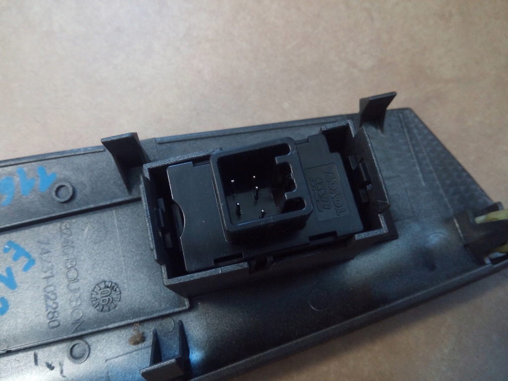 фото №6, Переключатель окон corolla e12 перед europa oryg.