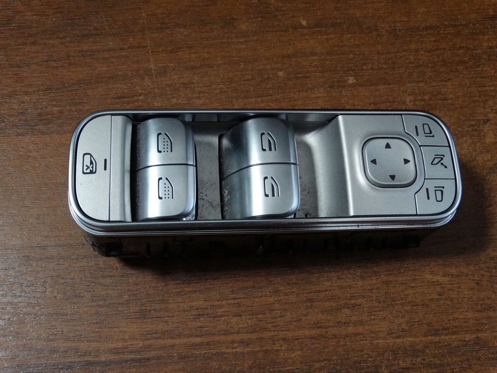 фото №1, Ideal панель керування вікон mercedes w167 1