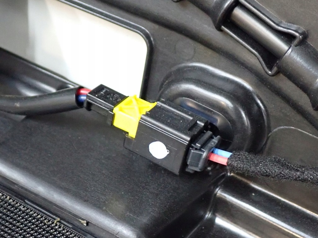 фото №12, Шторка жалюзі дах панорама peugeot 2008 16r