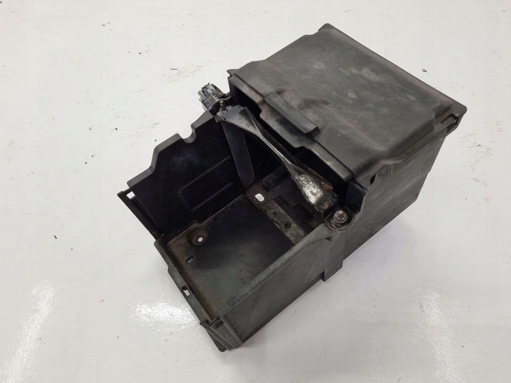 фото №1, Ford c-max mk2 корпус аккумулятор