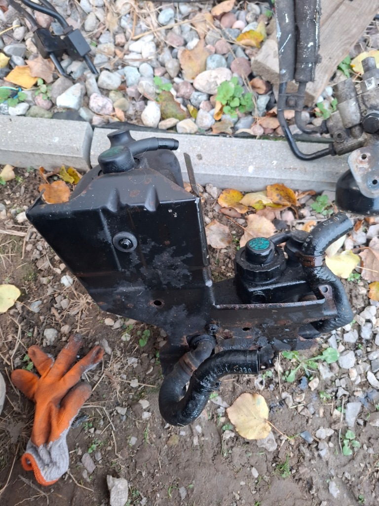 Купить Mercedes w215 cl 500 бак масла жидкость усилителя подвеска abc ideał