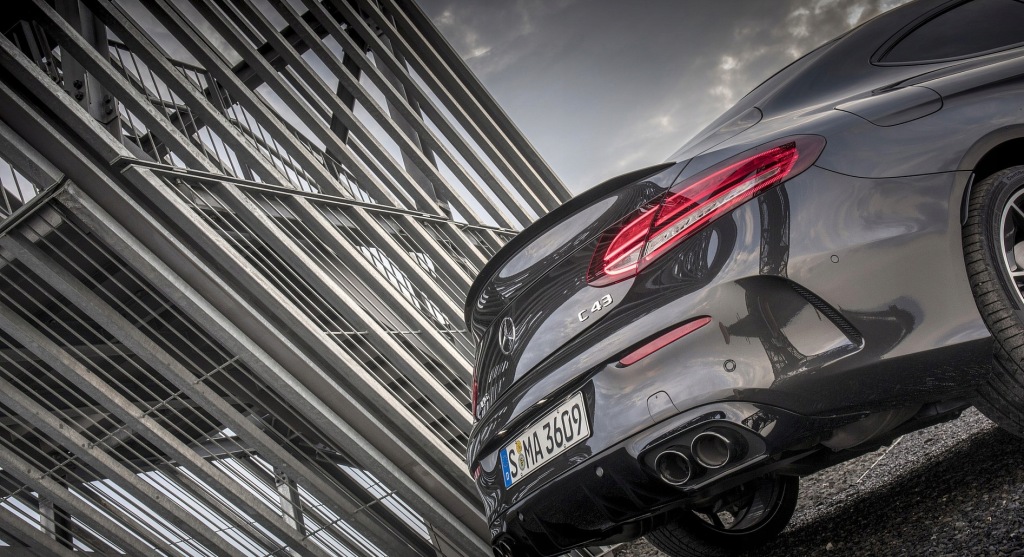 Mercedes w205 купе c63 amg спойлер спойлер спойлер ґрунтовка! Зі Шроту