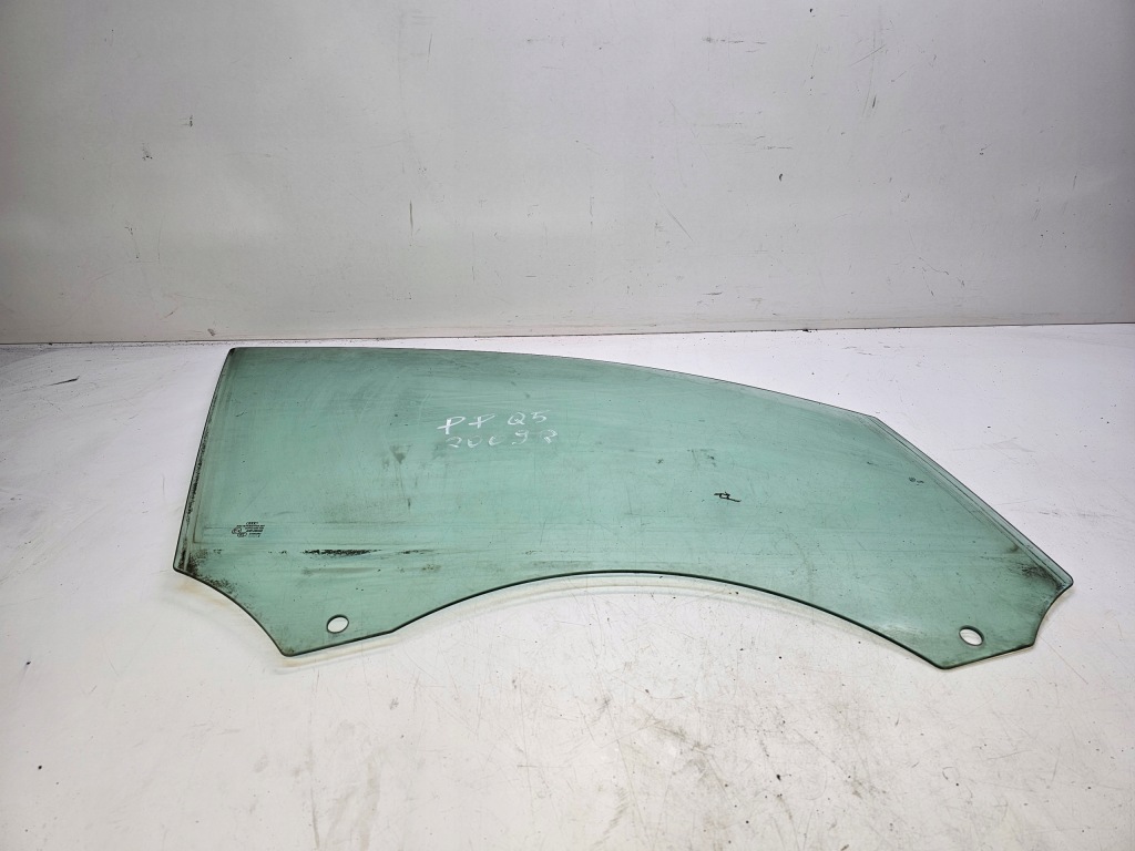 фото №1, Стекло боковая дверь правый перед audi q5 8r 2009r