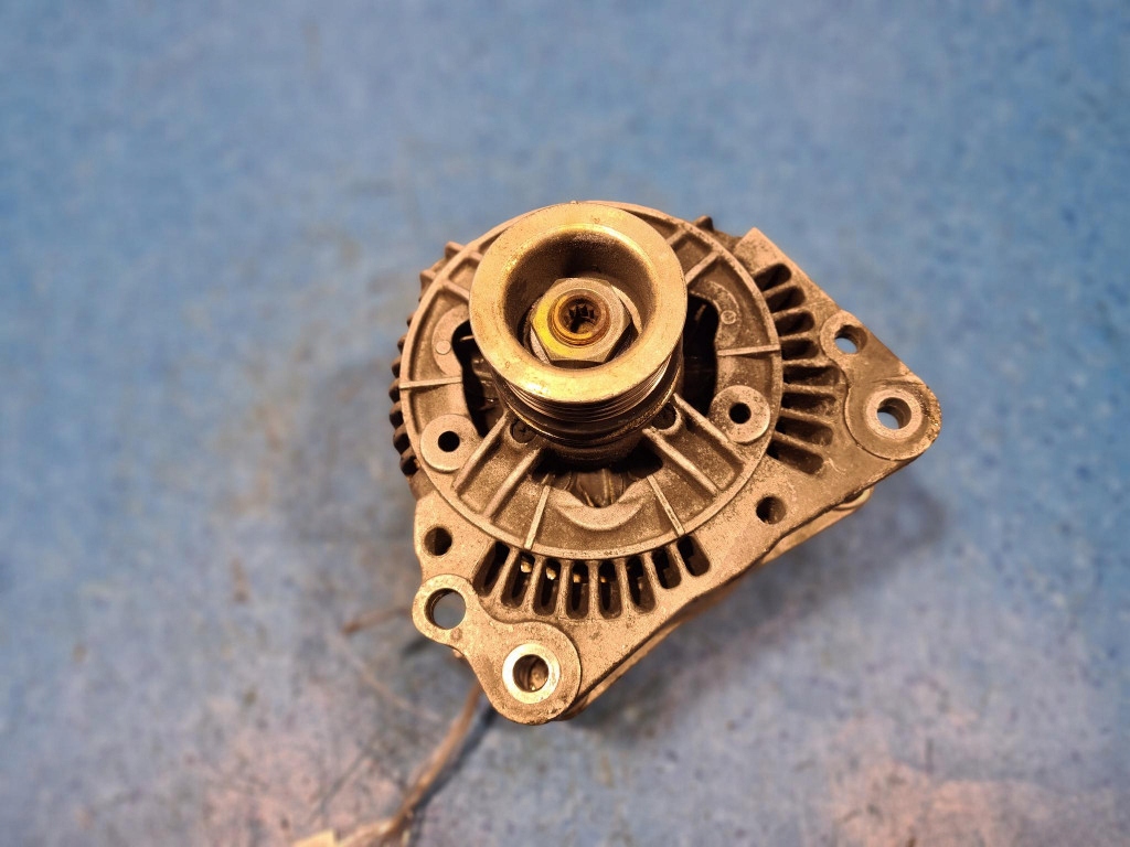 Vw passat b3 1.9 td генератор 028903025e с Разборки