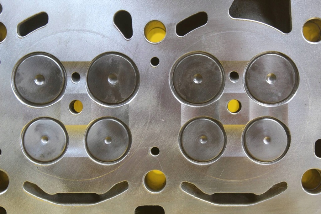 Головка opel insignia a zafira b astra j 2.0 cdti a20dt 55576540 Ціна