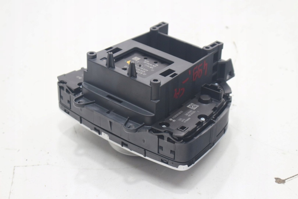 фото №10, Панель idrive a2139008310 mercedes w213