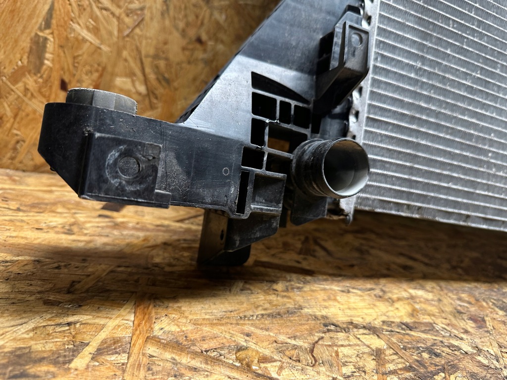 фото №3, Радиатор wody renault master iv 214106556r