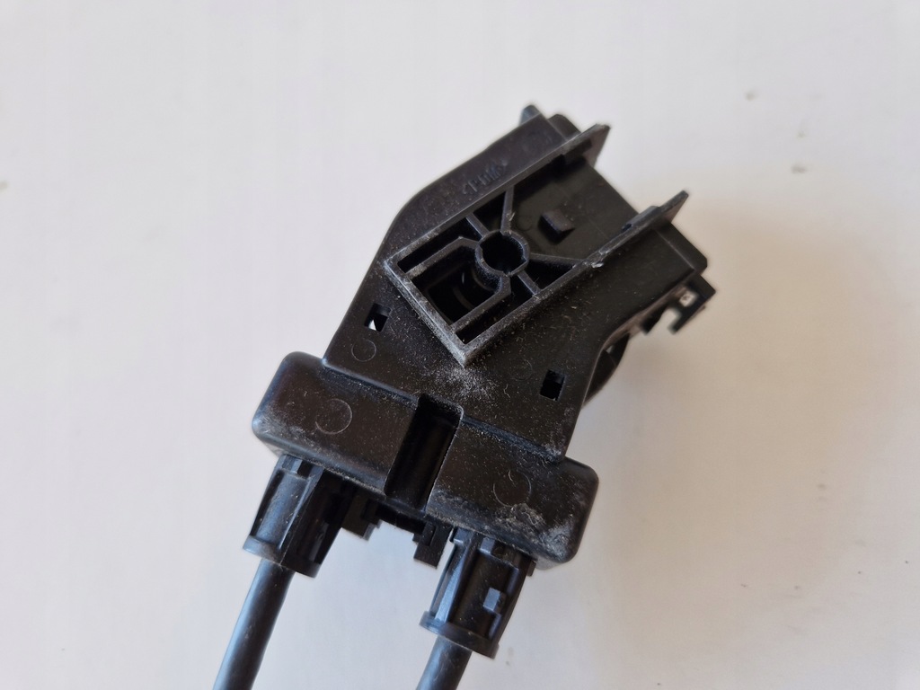 фото №6, Тросы тяга отопителя нагреватель mazda tribute 01r 2.0 b