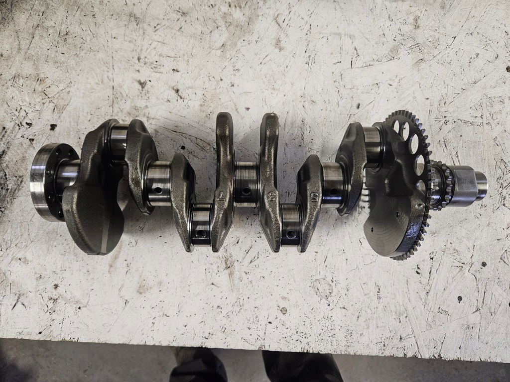 фото №1, Swift vitara s-cross 1.4t k14d wał колінчастий