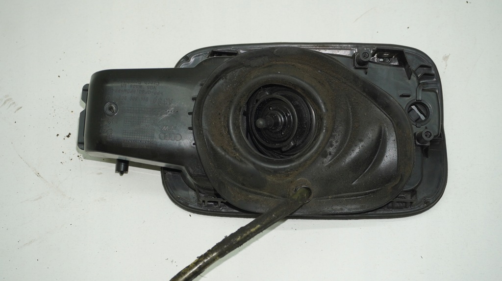 фото №8, Audi a3 8v крышка заливной топлива + крышка lz7s